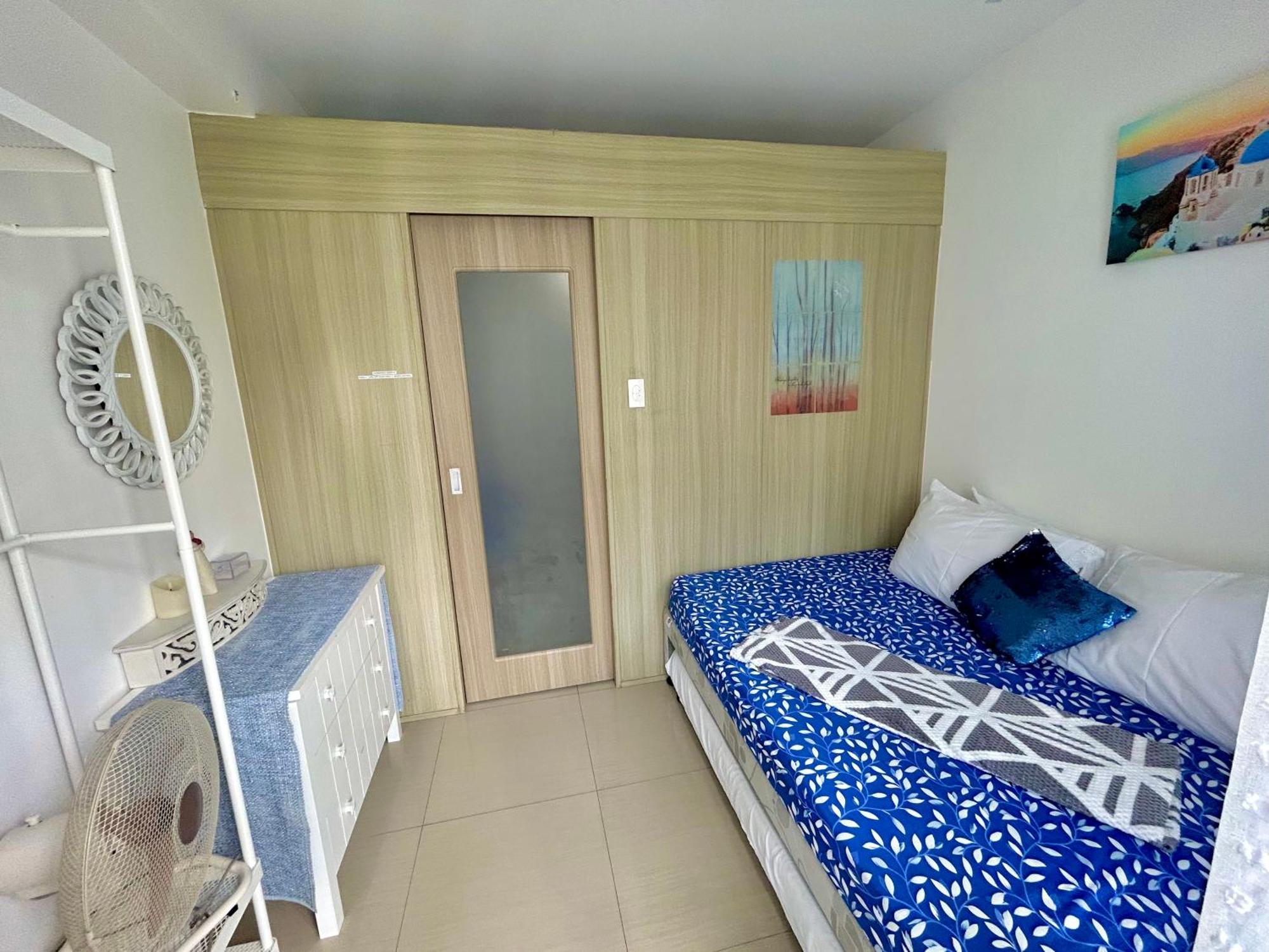 Santiorini At Shore Residences Pasay Kültér fotó